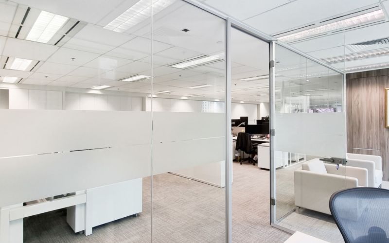 SOLO Glass Partition with SOLO Frameless Door