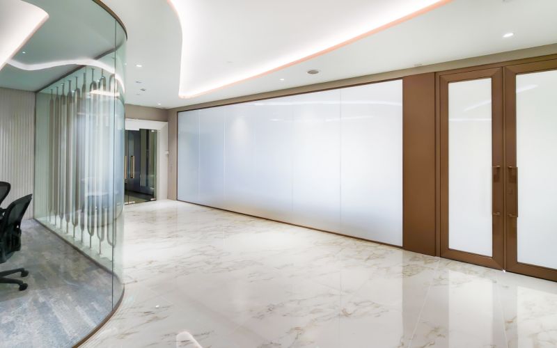Switchable Glass Design on Glass Partition Exterior