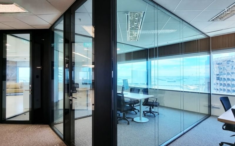 Meeting Room with COMO Glass Walls