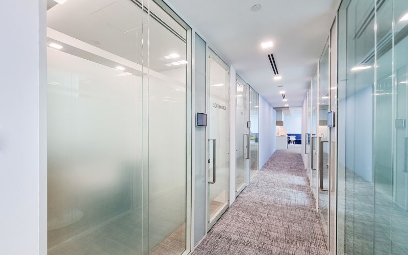 Meeting Rooms with Glass Partition Walls