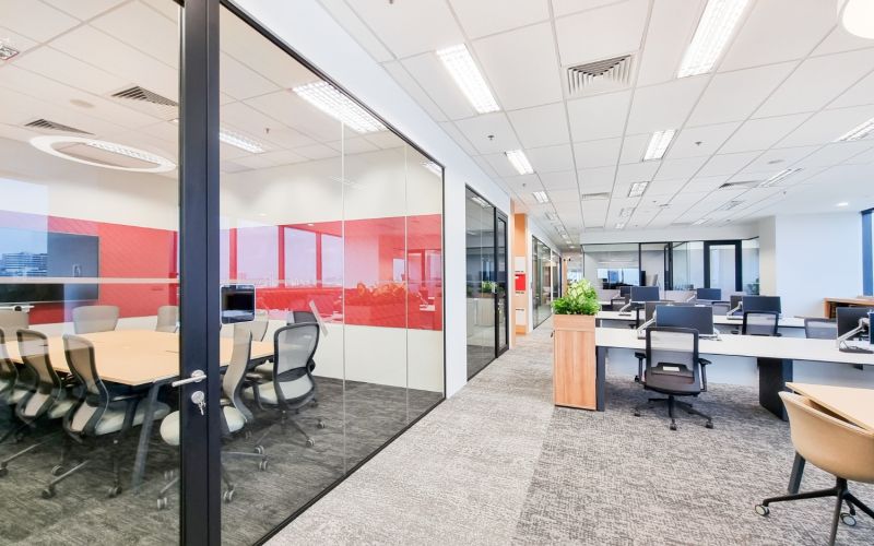Meeting Rooms with Glass Partitioning System