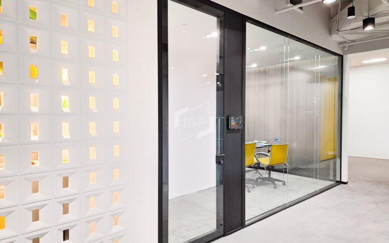 Soundproof Your Office With Double Glazed Panels and Framed Doors